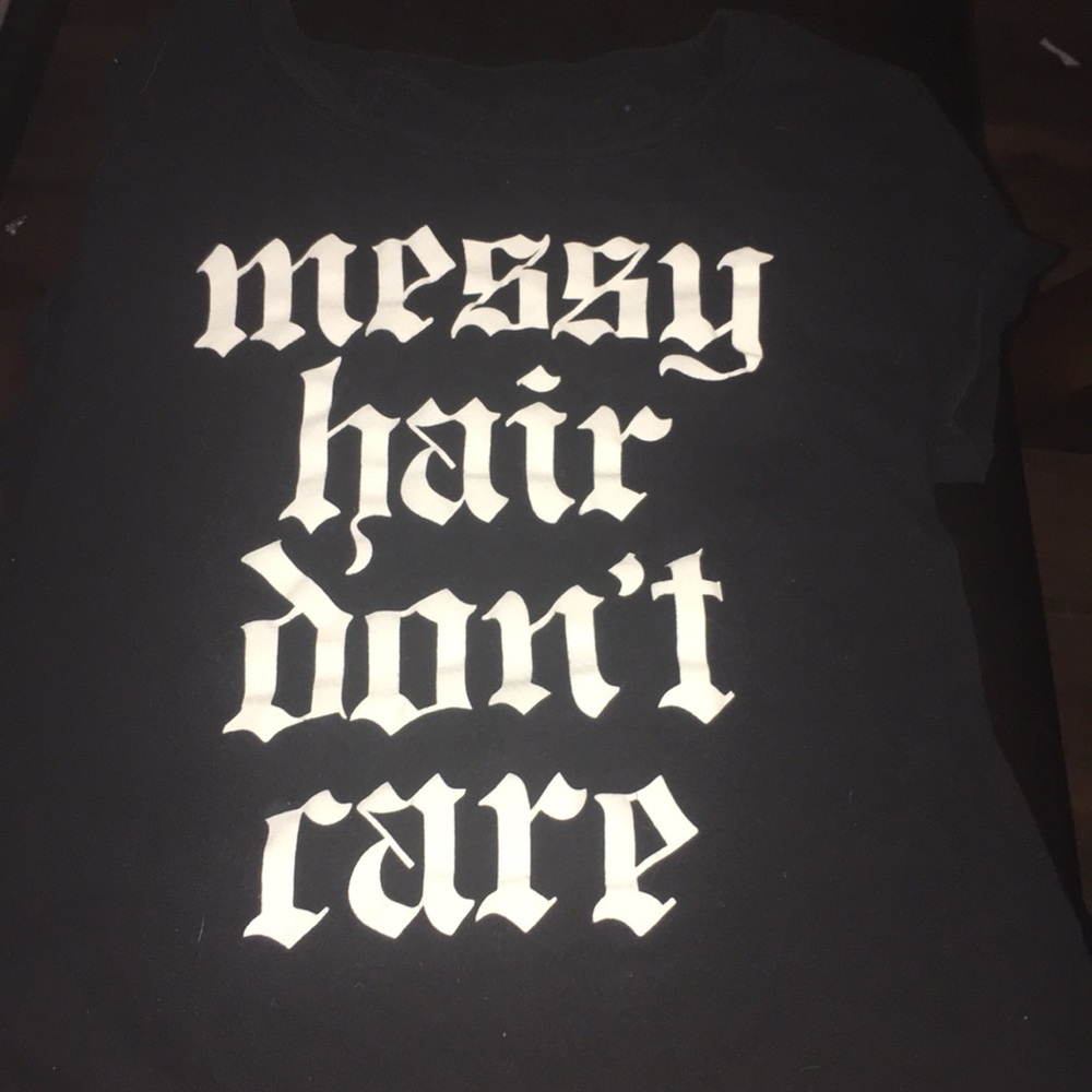 Messy hair don’t care crop top Size: medium